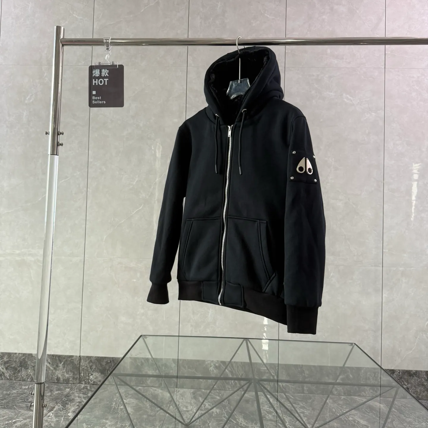 （ ） Moose Knuckles SS 23 、 ， ， ， 🍃 ， ， ， ☁️ ！ ♾️ ： ， Premium ， Authentic ！ Size：S-XXL 👉 👉